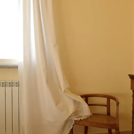Casa Girasole * إمبيريا